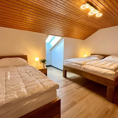 Almglueck Mit Pool Und Sauna, Direkt Am Skilift דירה